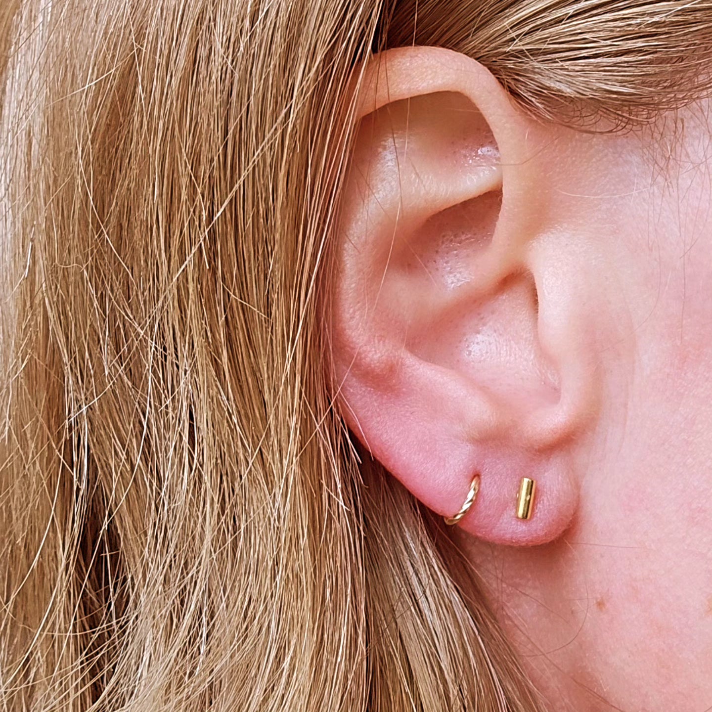 Gold Twisted Live- In Hoops