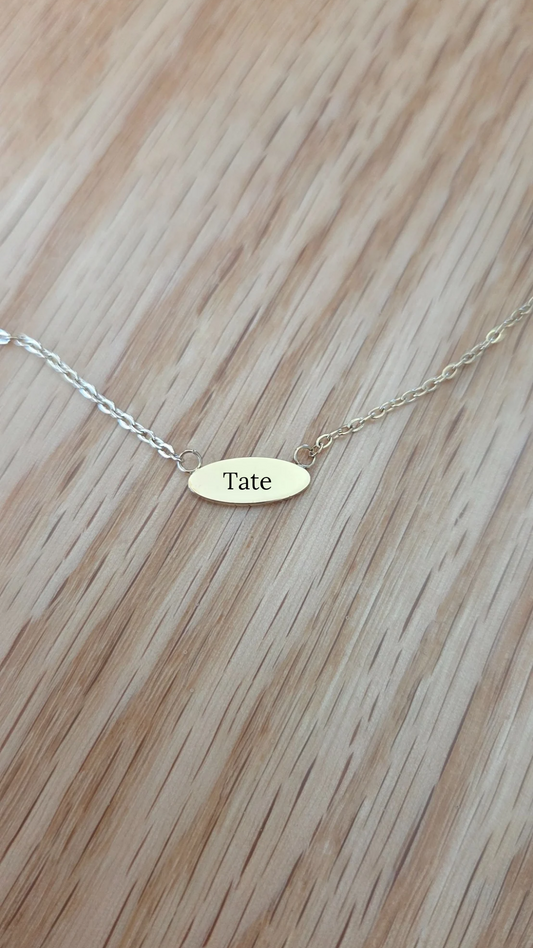 Custom Oval Bar Necklace Traditional Font