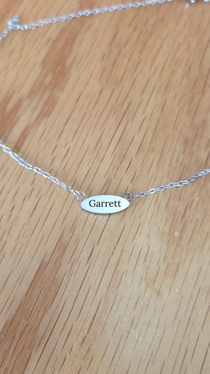 Custom Oval Bar Necklace Traditional Font
